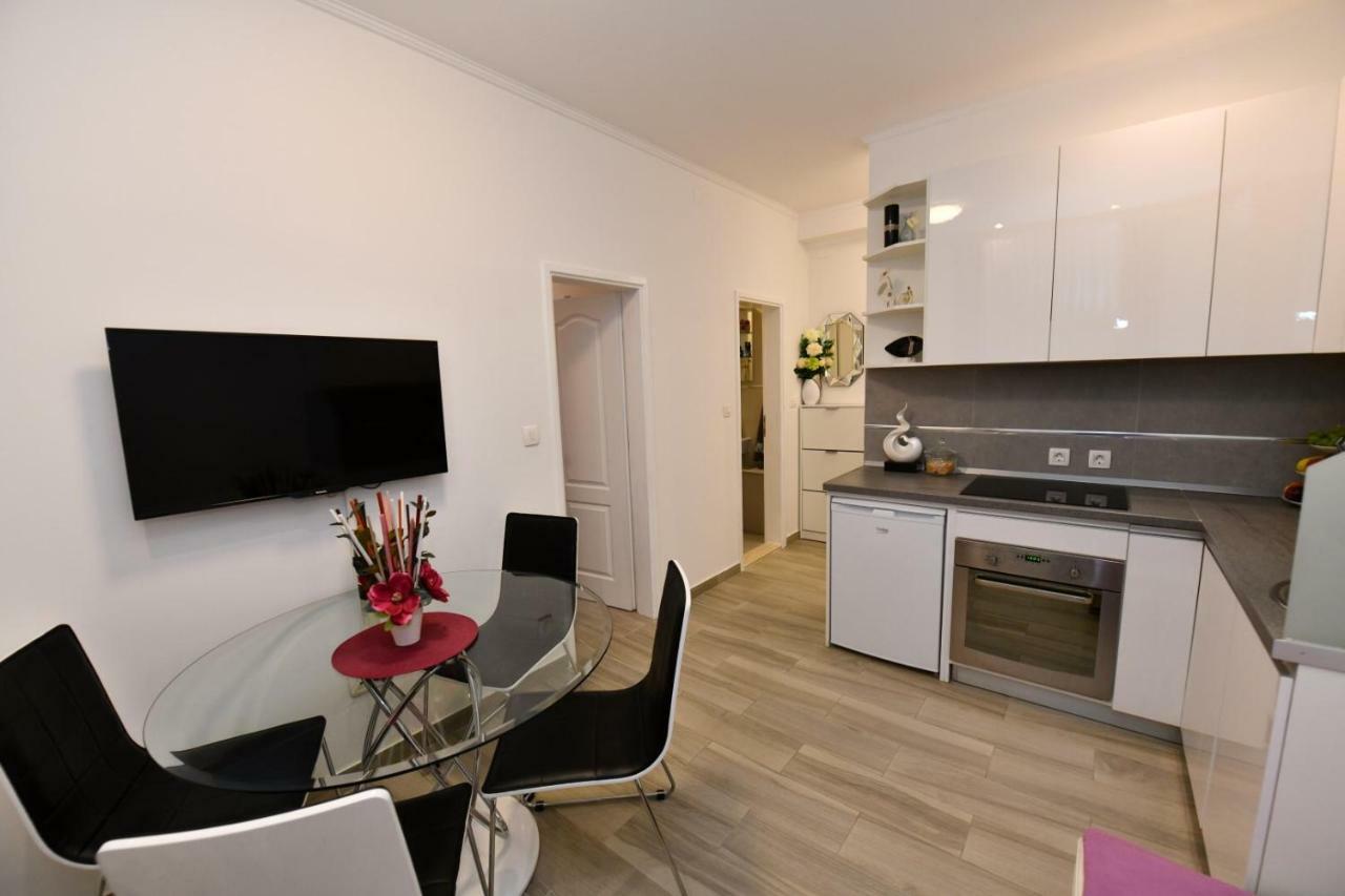 Apartment Cecilija Sinj Exteriör bild